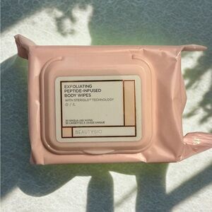 BeautyBio Exfoliating Peptide-Infused Body Wipes